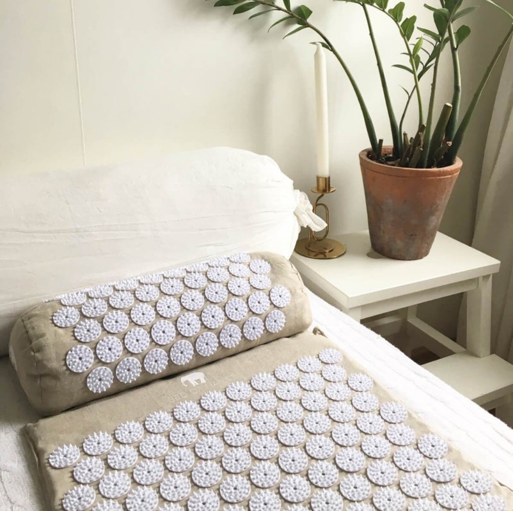 Authentic Bed of Nails Acupuncture Pillow and Mat
